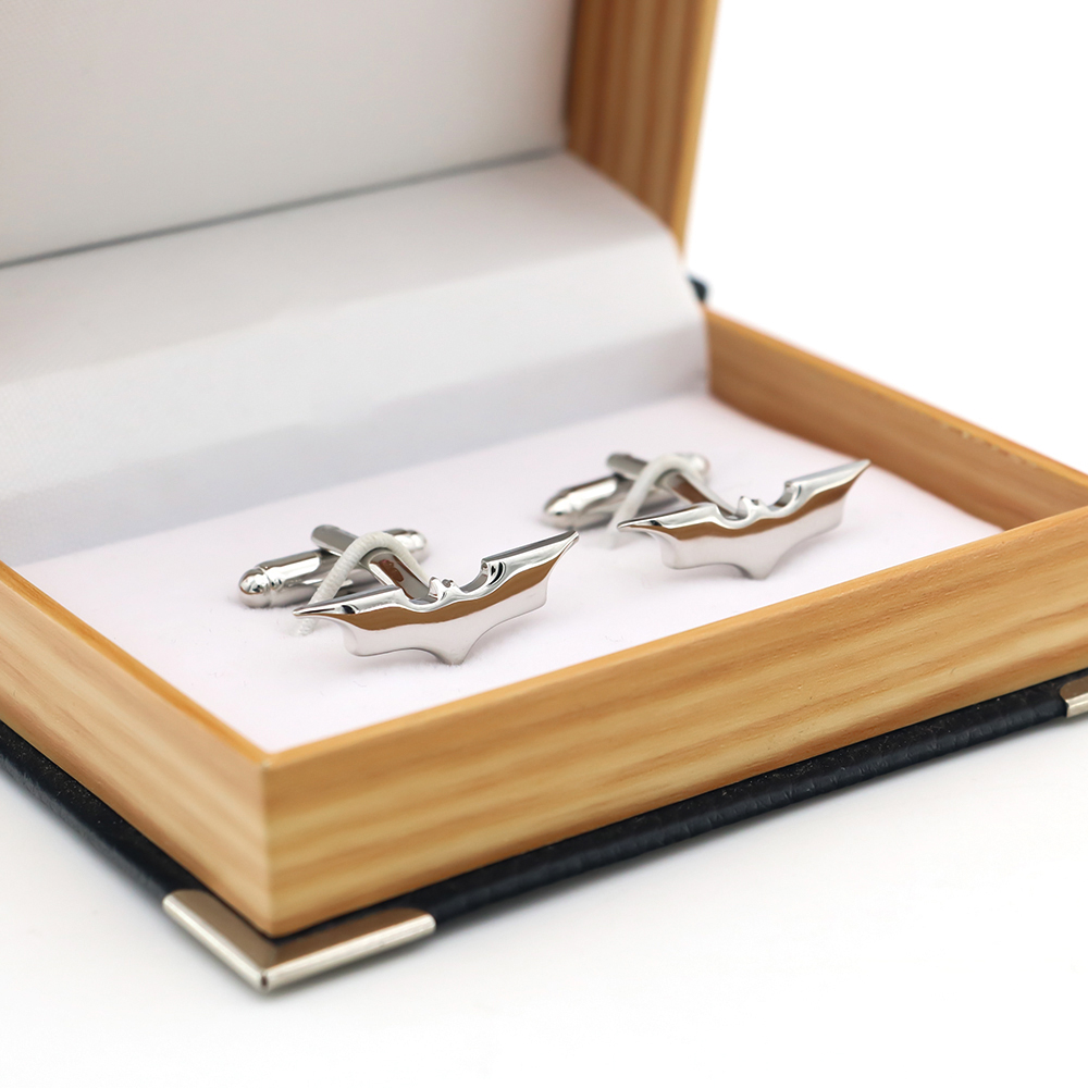남자 박쥐 커프스 단추 빛나는 실버 컬러 슈퍼 히어로  - Tie Clip Silver 리뷰 및 가격